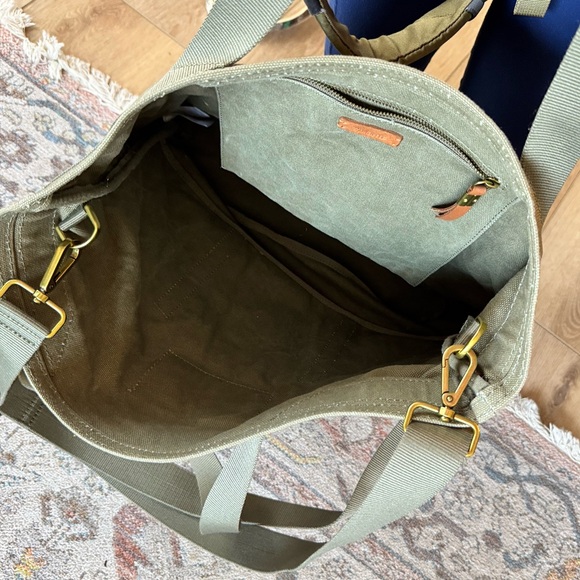 Madewell Canvas Camden Tote Bag in Olive Tree - Picture 7 of 7